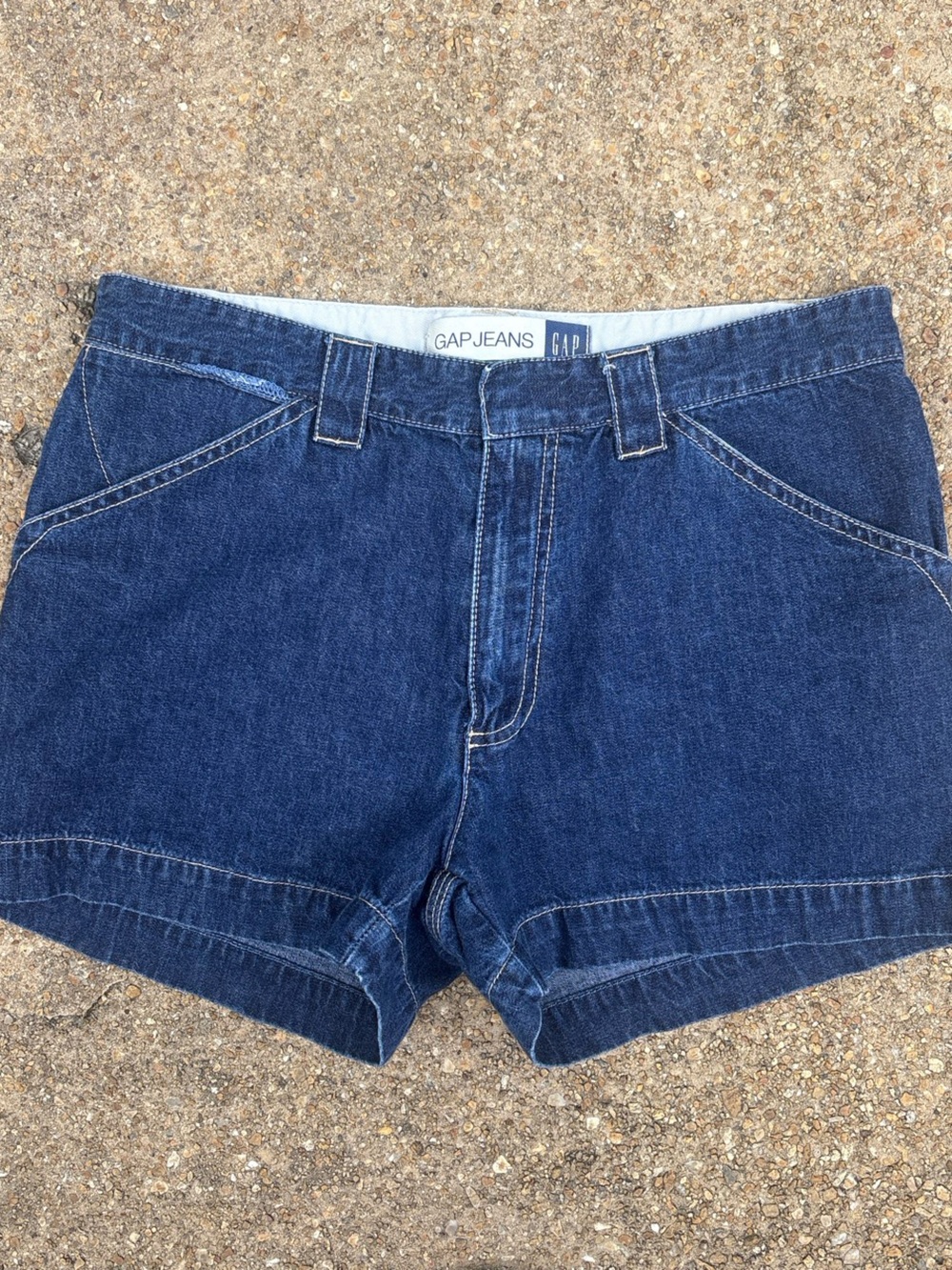 Y2K GAP women’s Deep Blue Denim Shorts